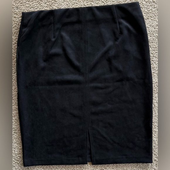 Marc New York Black Midi Skirt with Leather Details - Picture 11 of 11